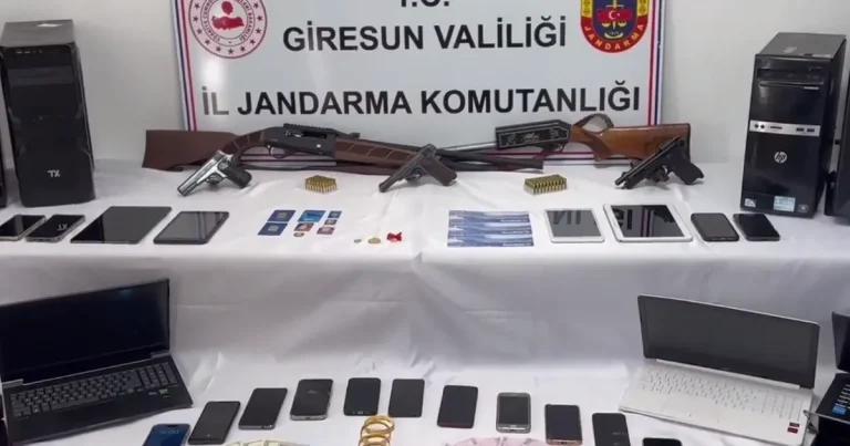 75-milyar-tllik-hesap-hareketi-dikkat-cekti-18-ilde-nitelikli-dolandiriciliga-102-gozalti-IVpRHaYd.webp