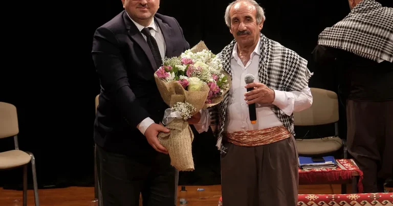 anadolunun-zengin-kulturu-ve-gelenegin-izleriyle-coskuya-donustu-e2n8AEWE.webp