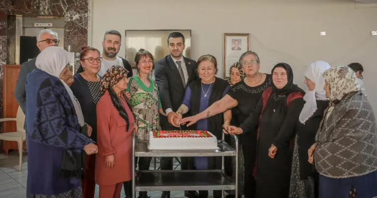 ankara-keciorende-huzurevi-sakinlerine-surpriz-ziyaret-LuptH1Ug.webp