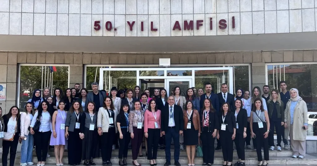 ankarada-ankara-cocuk-acil-ve-cocuk-yogun-bakim-hemsireligi-sempozyumu-gerceklestirildi-NprIHvmL.webp