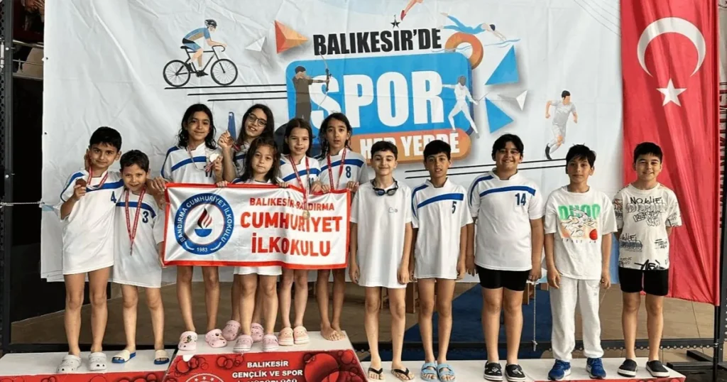 balikesir-buyuksehirin-minikleri-madalyalari-topladi-iZmeHjfC.webp