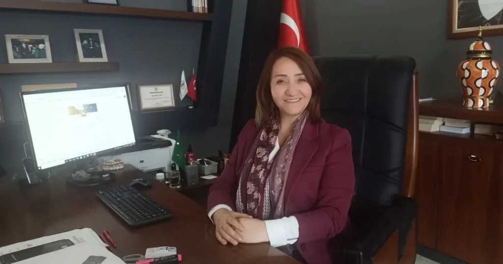bilecik-pazaryeri-belediye-baskanindan-anneler-gunu-mesaji-GXqLAxBm.webp