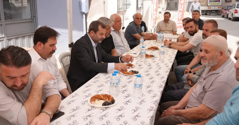 bursa-gursuda-her-muhtarlik-bir-belediye-makami-59JfCNS1.webp