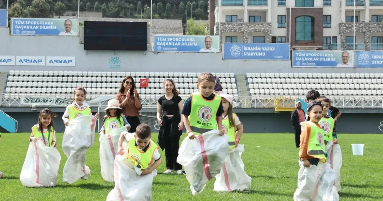 bursa-niluferde-miniklerden-tatli-mucadele-MkcAfHr5.webp