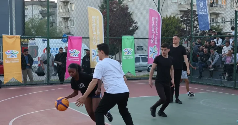 bursada-sokak-basketbolu-heyecani-RTG9yC9n.webp
