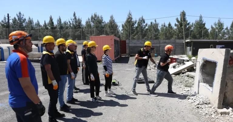 dbb-personelinden-olasi-afetlere-karsi-hazirlik-qGwUarLn.webp
