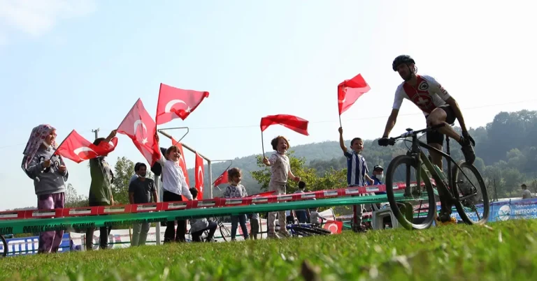 dunyanin-onemli-pedallari-sakaryada-haziranda-dunyanin-gozu-sakaryada-olacak-phxmdlNs.webp