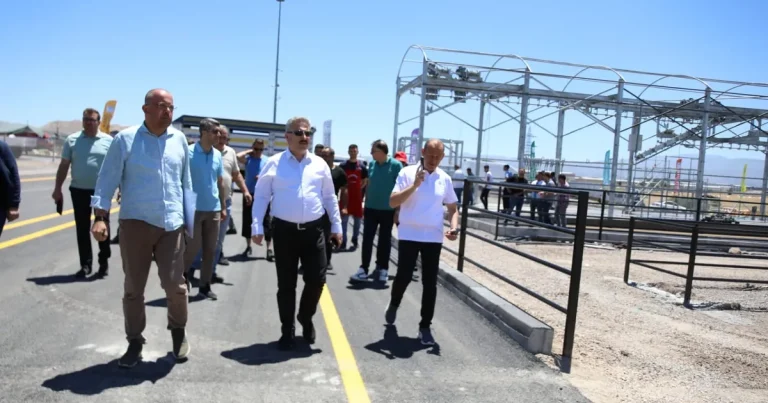 kayseri-melikgazide-kurban-hazirliklari-basladi-aa37ZTxT.webp