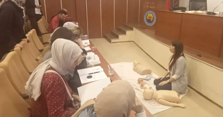 kocaeli-golcukte-personele-ilk-yardim-egitimi-qMdpkJMM.webp