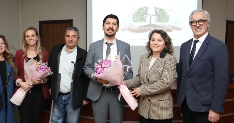 kocaeli-izmit-belediyesinden-engelliler-haftasina-ozel-farkindalik-semineri-e17jZwe3.webp