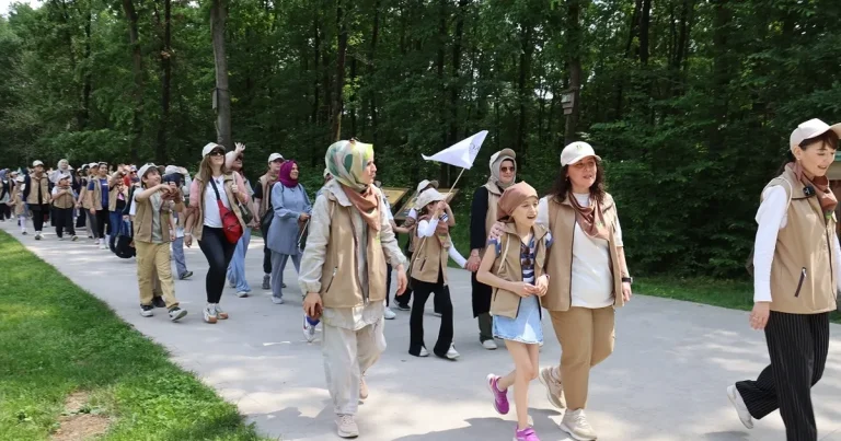 kocaelide-adim-adim-kocaeli-kulubu-sahaya-indi-YmMqr3lE.webp