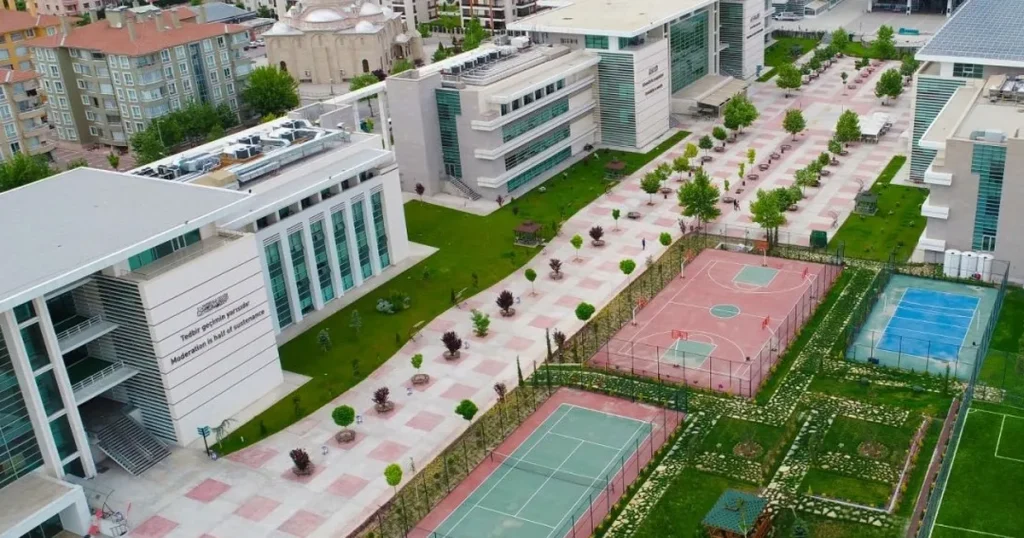 kto-karatay-universitesi-kariyer-fuari25e-ev-sahipligi-yapiyor-rKizx9mD.webp