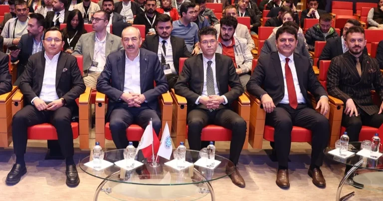 ktodan-dijital-gelecege-yolculuk-bqz8ThDZ.webp