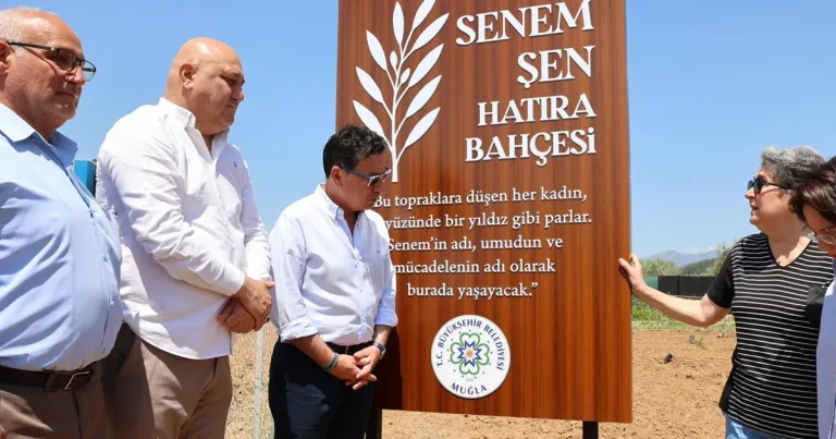 senem-sen-hatira-bahcesi-anneler-gununde-acildi-G6WHOs1T.webp